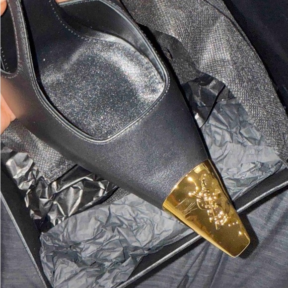 SAINT LAURENT
Jeanne 110 leather slingback pumps - Picture 3 of 3